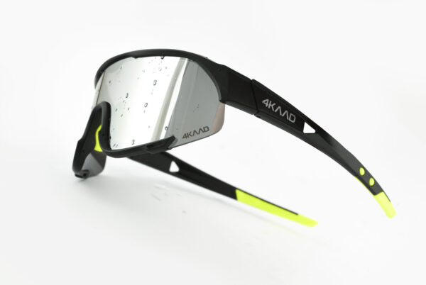4KAAD Pulse Race black revo silver